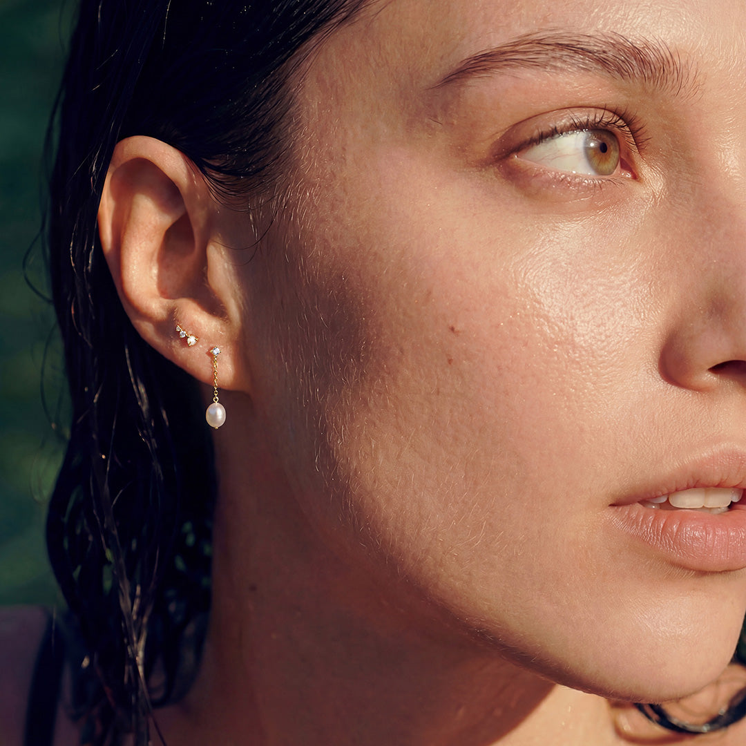 Aveline Kin — stud earrings, view 2