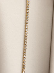 Sola Promise round diamond bezel detail in yellow gold